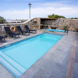 Piedra Villa Playa Blanca (Lanzarote)